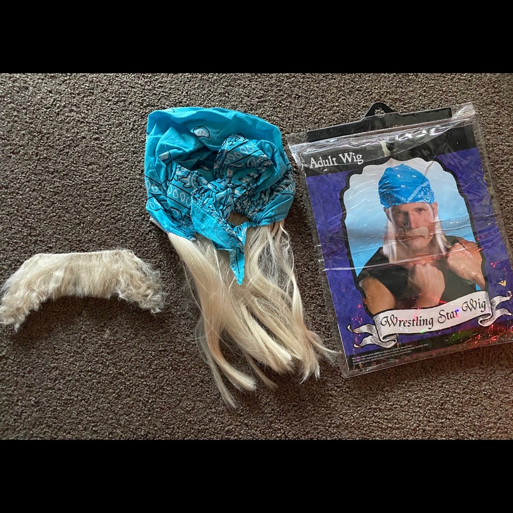 Wrestling star wig